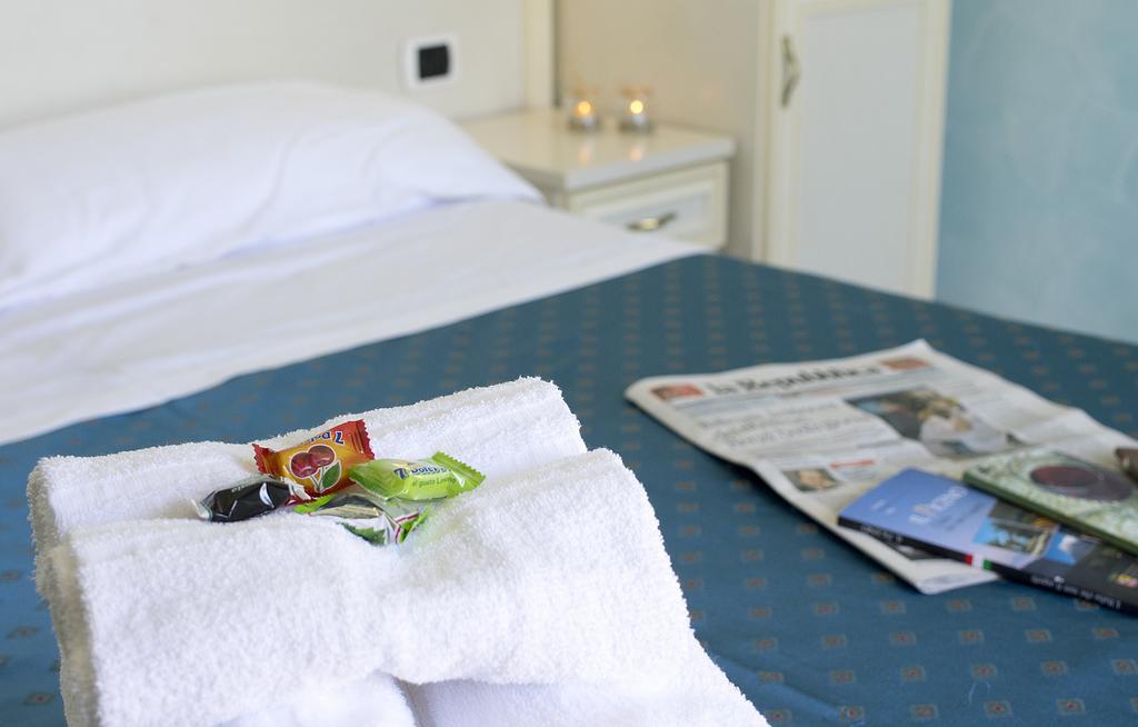 Hotel Capital Cupra Marittima Rum bild