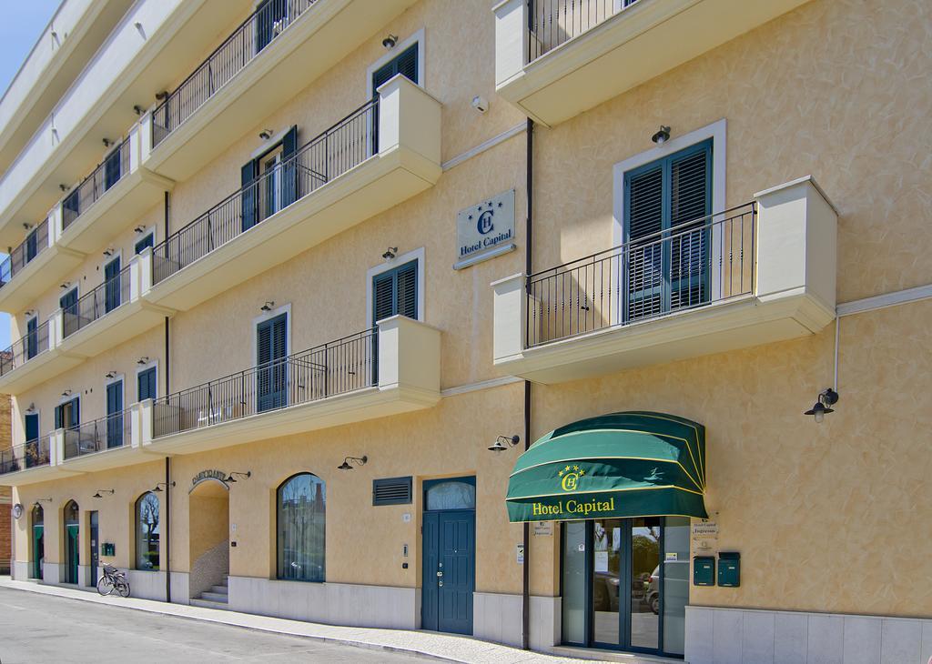 Hotel Capital Cupra Marittima Exteriör bild